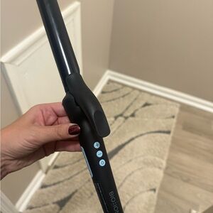 Bio Ionic Black 1” Curling Iron